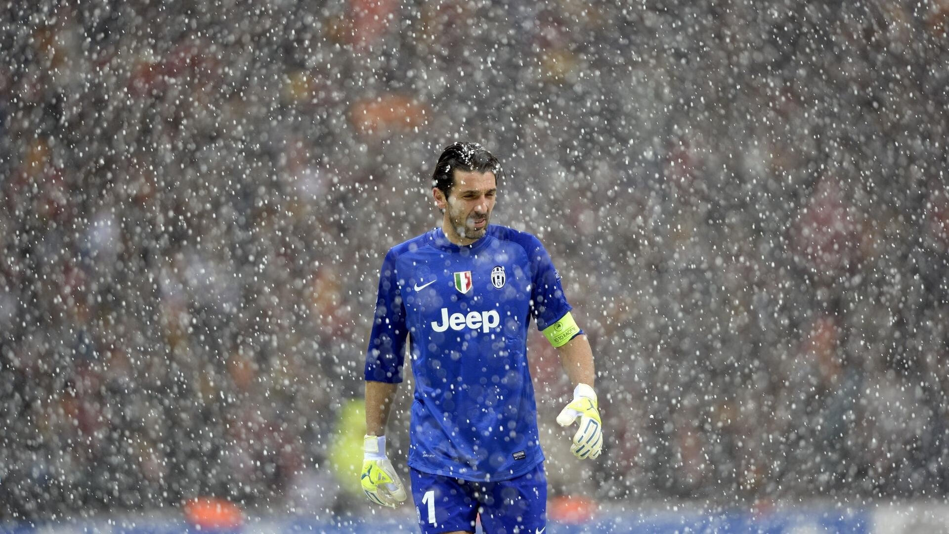 《【幕后揭秘】职业主播How技术打造爆款内容》，主播幕后运营