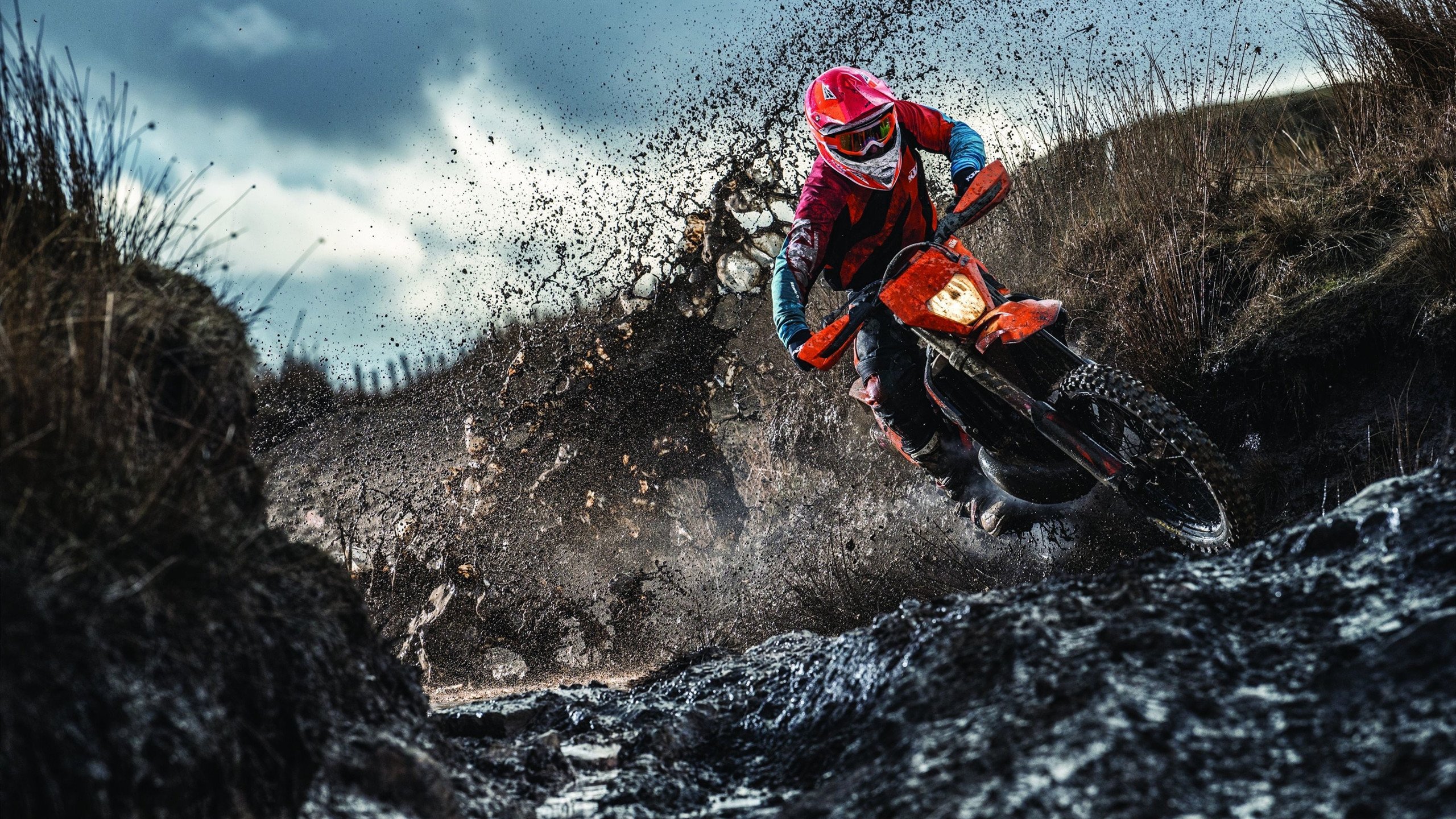 皇马逆转巴萨，晋级欧冠四强，皇马和巴萨欧冠赛场上对阵过几次